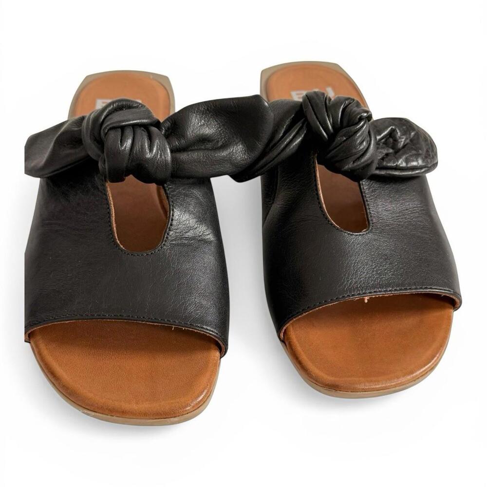 Bueno Black Leather Knot Slide Sandals Square Toe Slip On Size 38 US 7.5 Flats - Picture 5 of 8